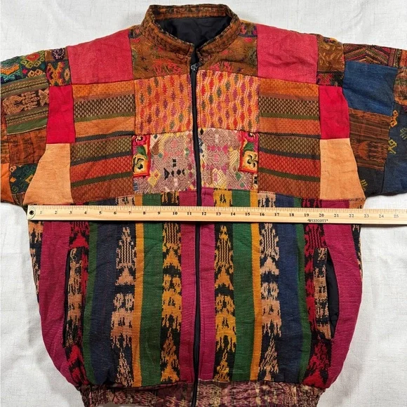 ๐ฅ Vintage Handmade Patchwork Ikat Bomber Jacket ๐ฅ - Picture 3 of 15